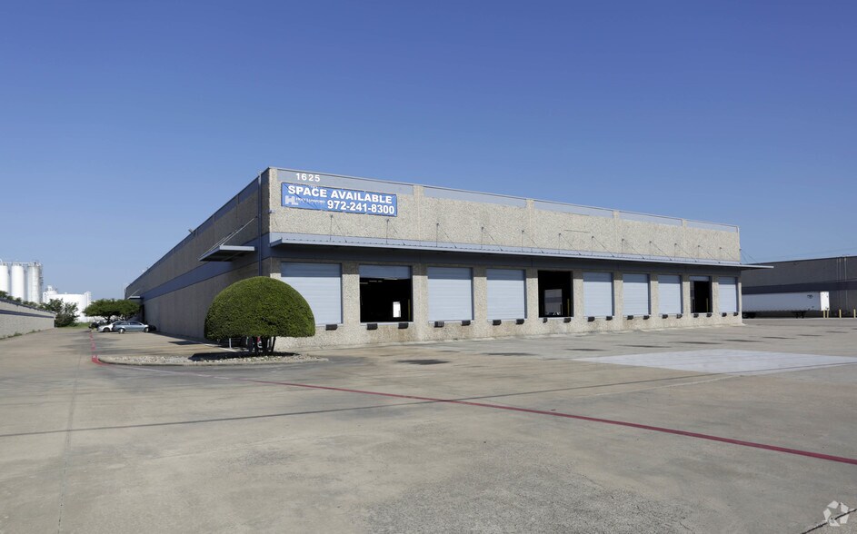 1625 Vantage Dr, Carrollton, TX 75006