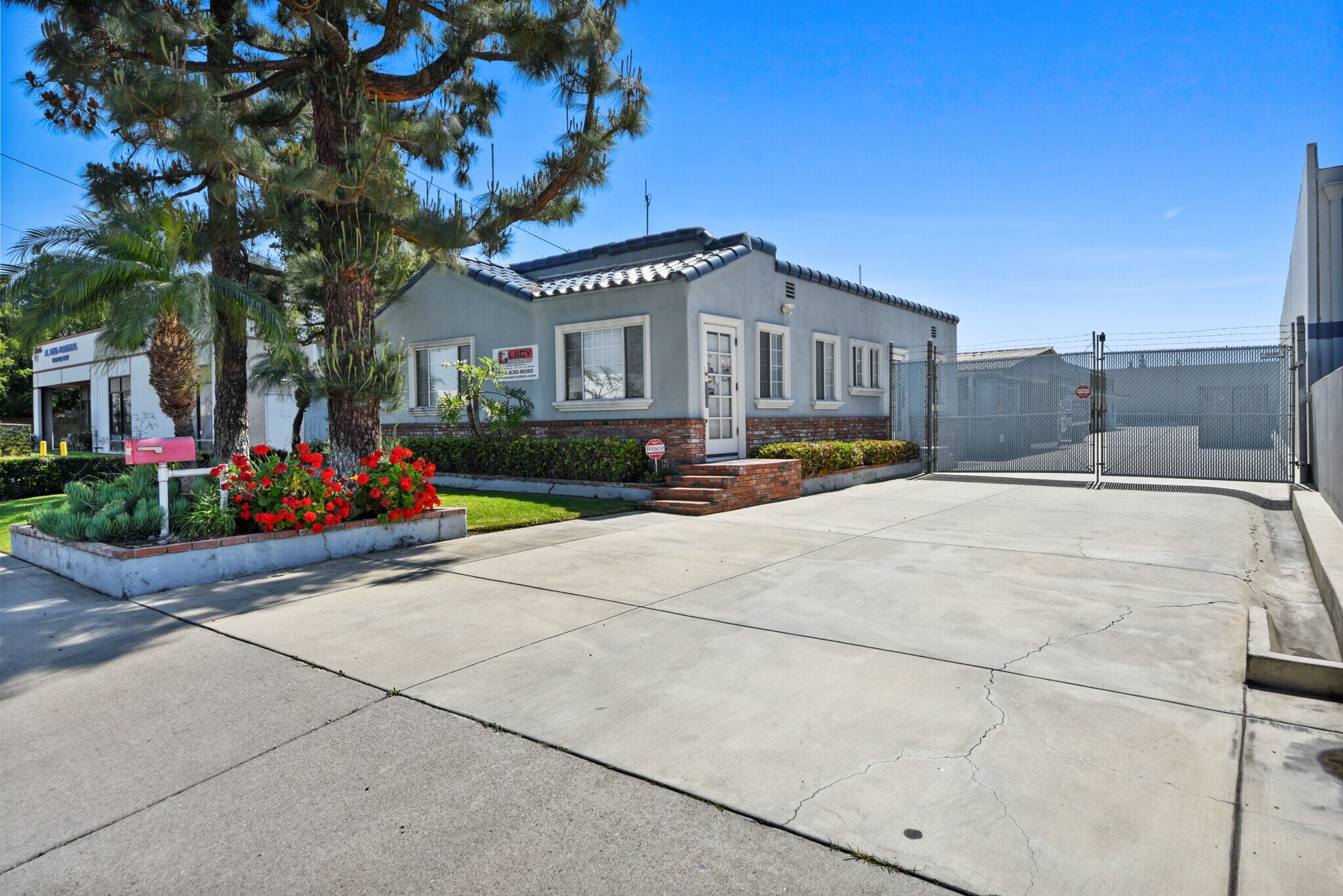 3006 E Coronado St, Anaheim, CA for sale Building Photo- Image 1 of 1