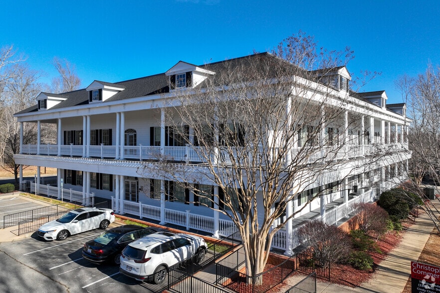 106 York Way, Bermuda Run, NC for lease - Building Photo - Image 1 of 15