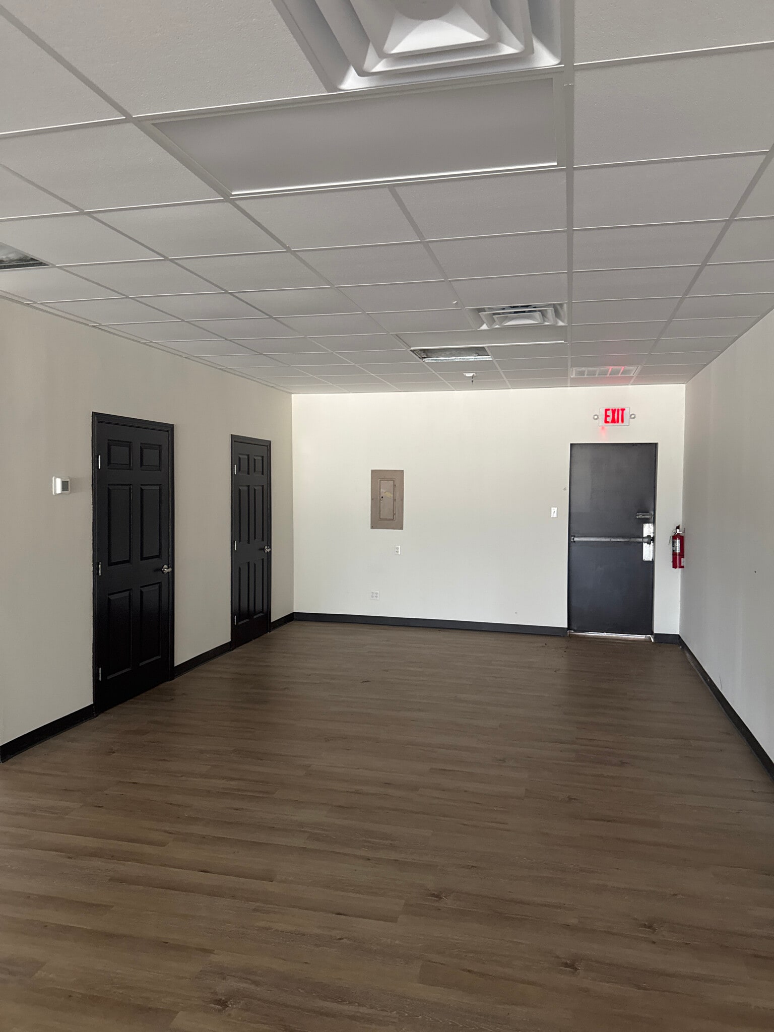 6934-6958 Jewella Ave, Shreveport, LA for lease Building Photo- Image 1 of 5