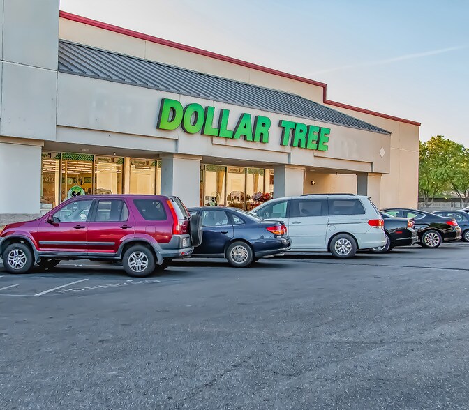 4021 E Ashlan Ave, Fresno, CA 93726