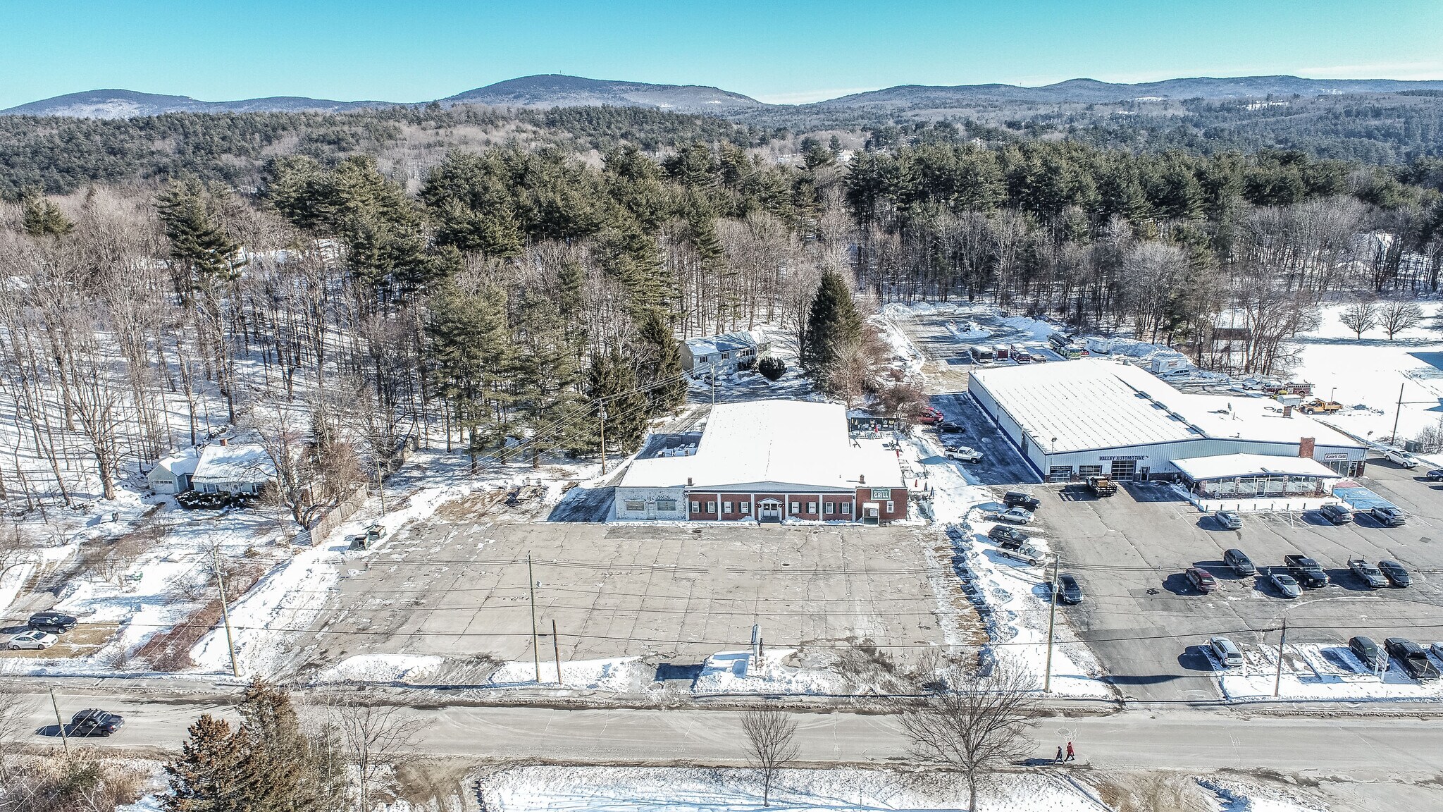 32 Elm St, Peterborough, NH 03458