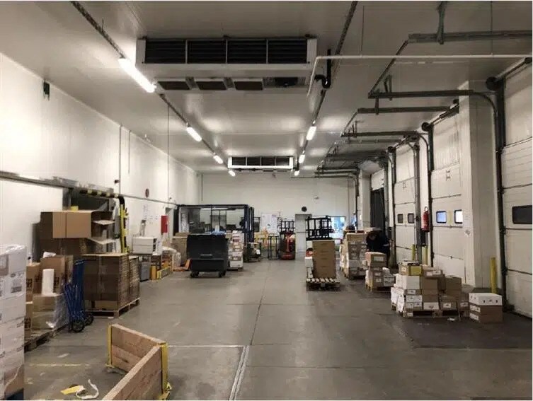 Industrial in Chilly-Mazarin for lease - Building Photo - Image 3 of 23