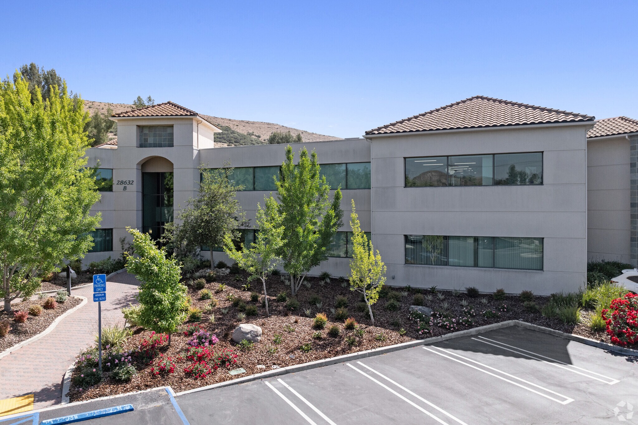28632 Roadside Dr, Agoura Hills, CA for lease Building Photo- Image 1 of 16