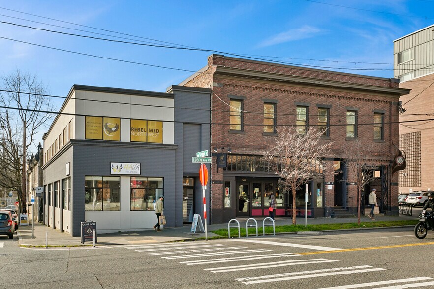 Gateway + King portfolio of 2 properties for sale on LoopNet.com for sale - 11 - Image 1 of 5