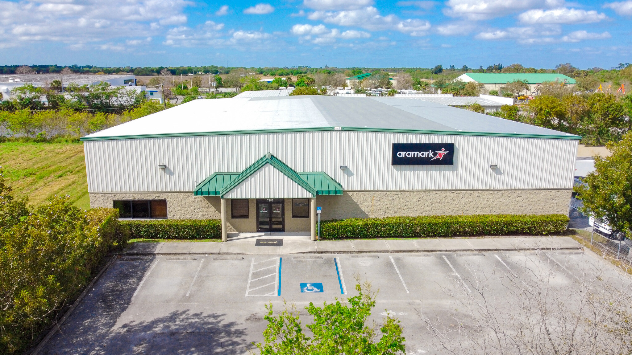 7385 Commercial Cir, Fort Pierce, FL for sale Building Photo- Image 1 of 1