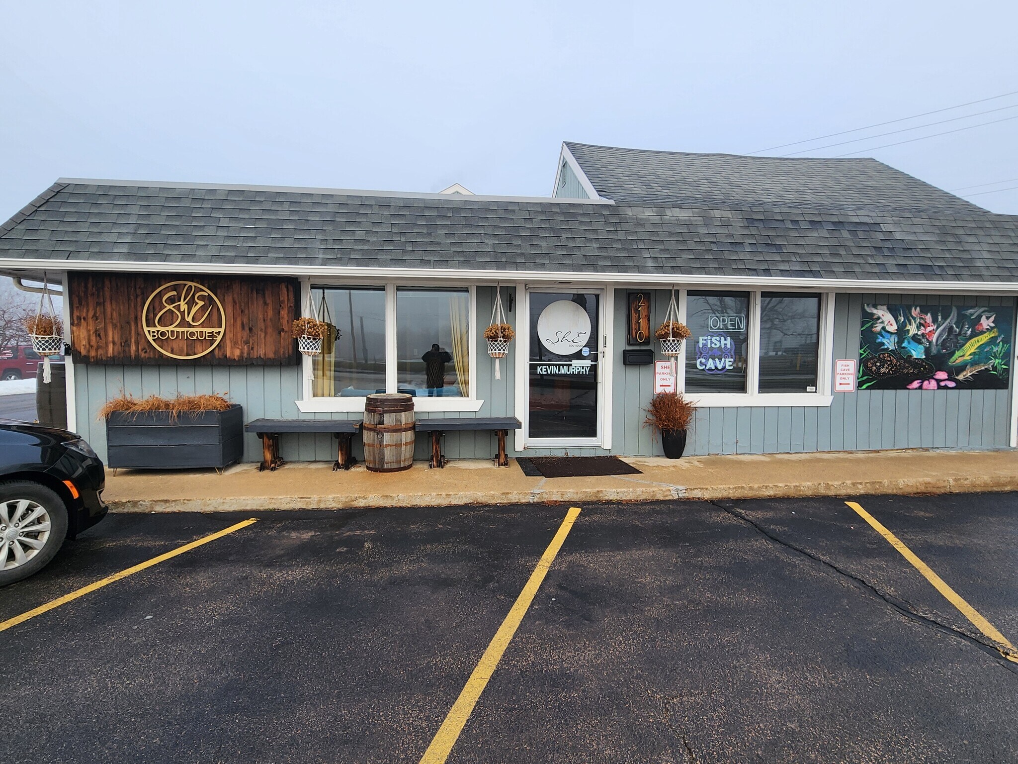 2110 S Memorial Dr, Appleton, WI for sale Building Photo- Image 1 of 1