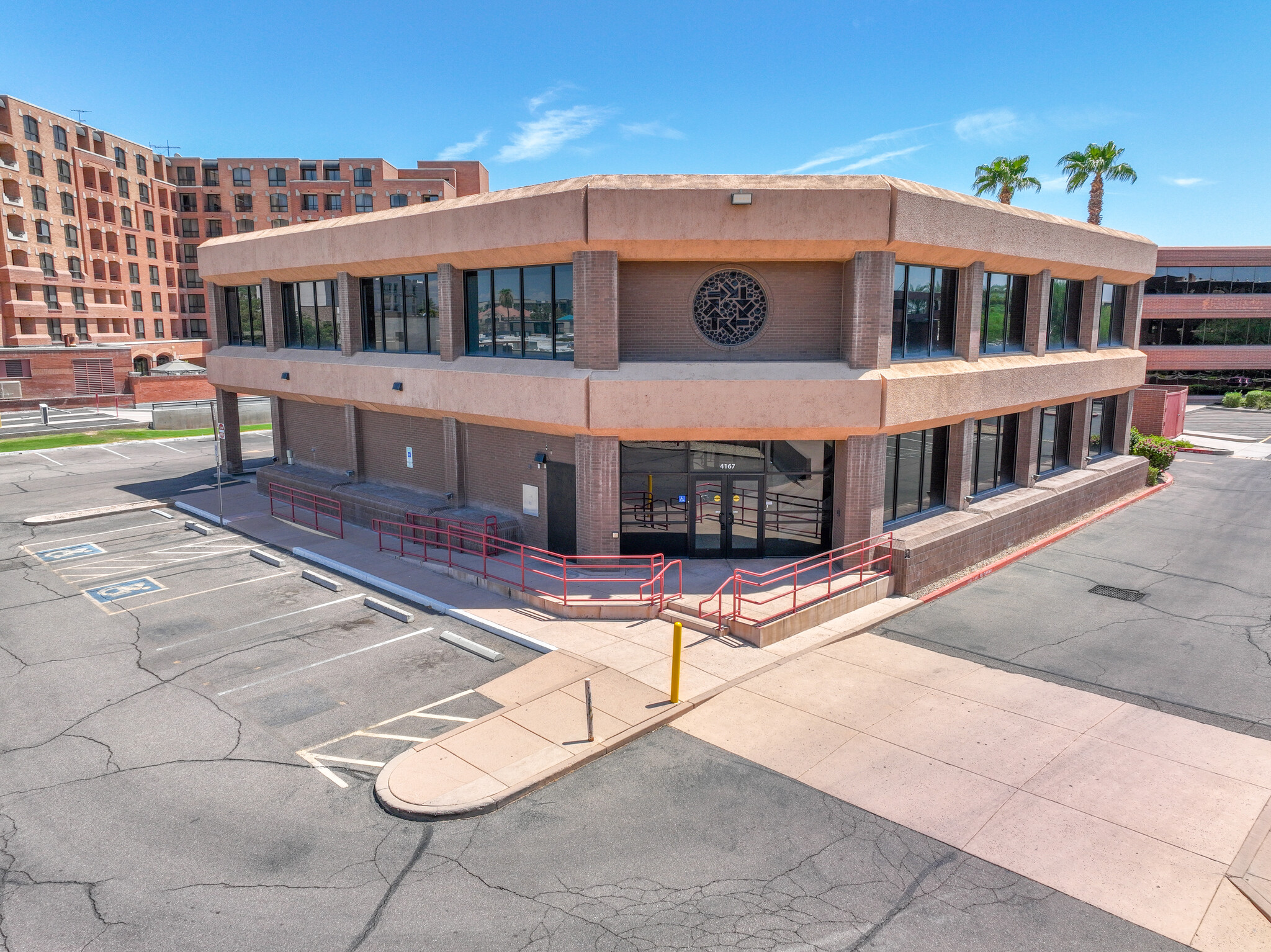 4167 N Scottsdale Rd, Scottsdale, AZ for lease Building Photo- Image 1 of 6