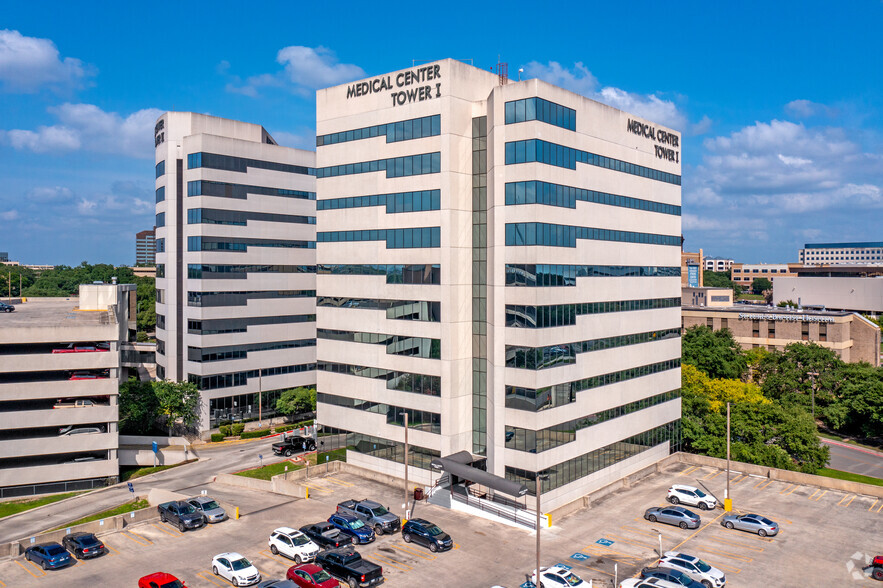 7950 Floyd Curl Dr, San Antonio, TX for lease - Building Photo - Image 1 of 25