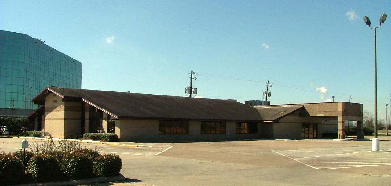 3703 Garth Rd, Baytown, TX for sale Primary Photo- Image 1 of 1