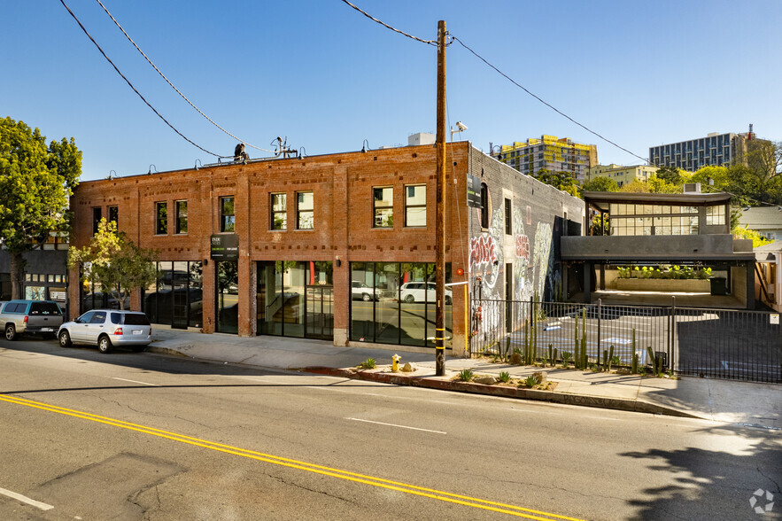 158-160 Glendale Blvd, Los Angeles, CA for lease - Building Photo - Image 1 of 6