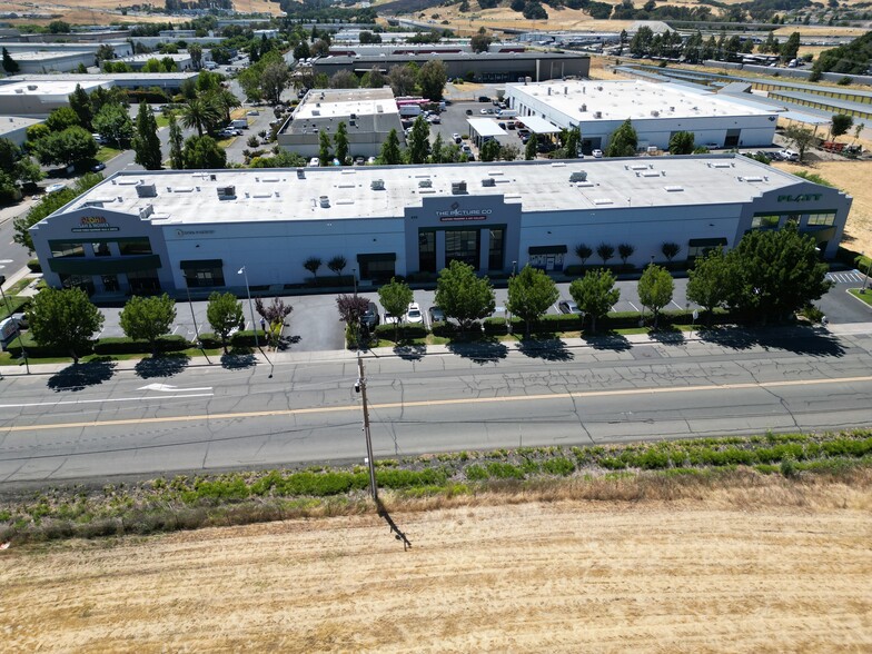 455 Lopes Rd, Fairfield, CA for lease - Building Photo - Image 1 of 14