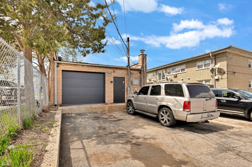 837 Mannheim Rd, Bellwood, IL for sale - Building Photo - Image 3 of 16