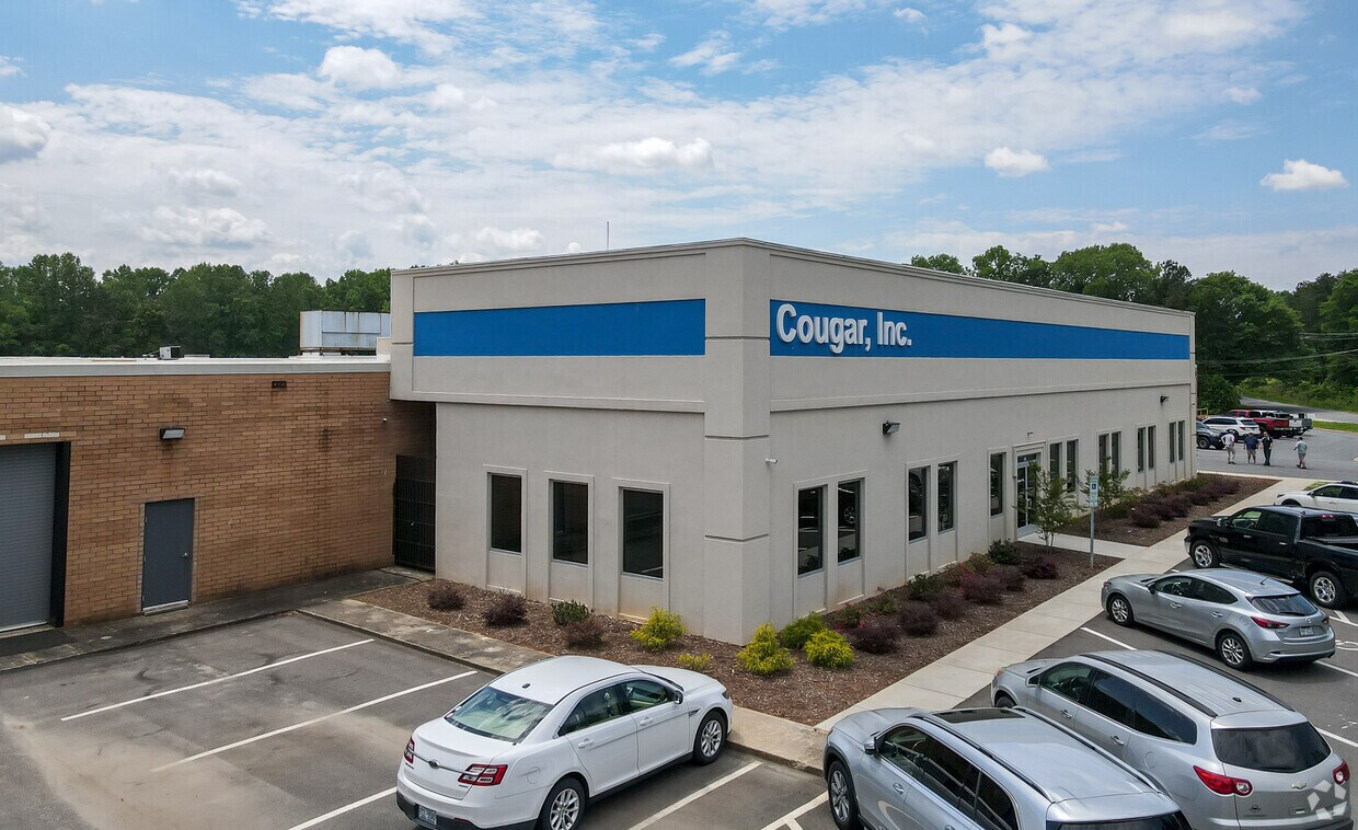 2349 Plastics Dr, Gastonia, NC for lease Building Photo- Image 1 of 17