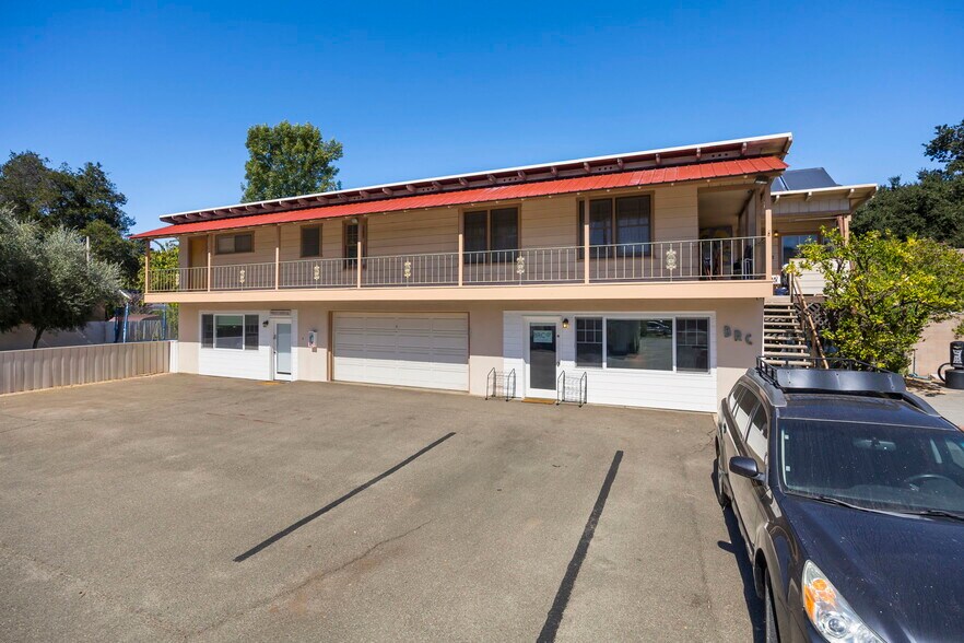 312 E Matilija St, Ojai, CA for sale - Building Photo - Image 1 of 1