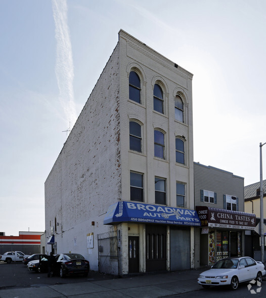 450-458 Broadway, Paterson, NJ for sale - Building Photo - Image 3 of 3