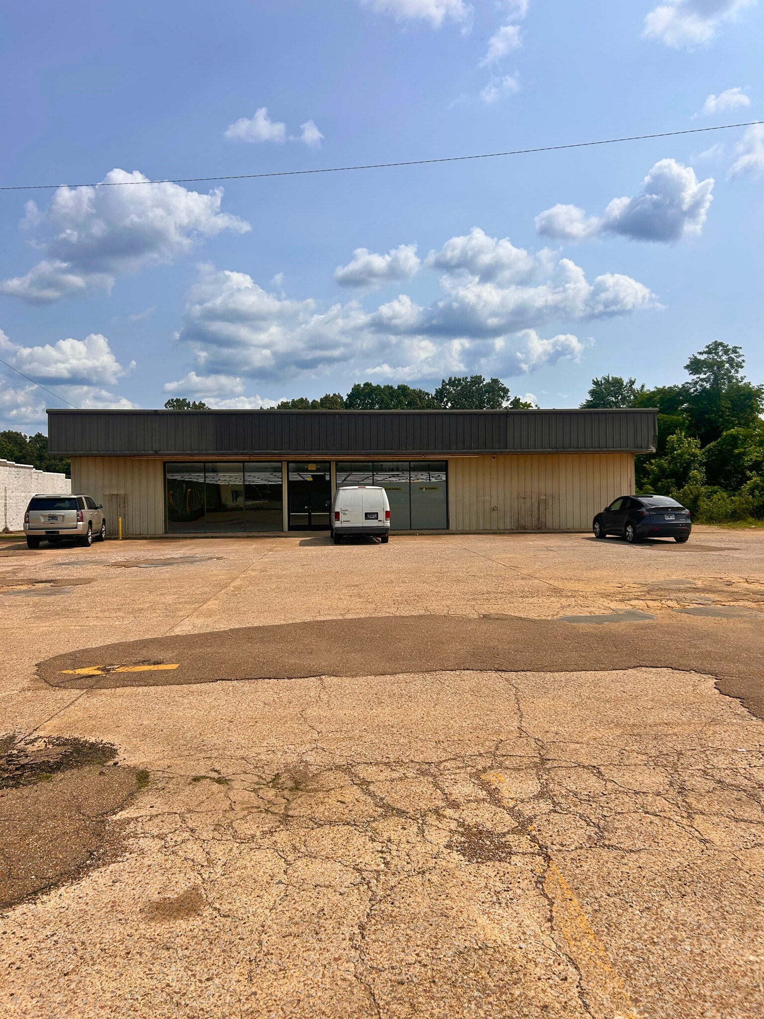 2050 US Highway 64, Whiteville, TN for lease Building Photo- Image 1 of 5