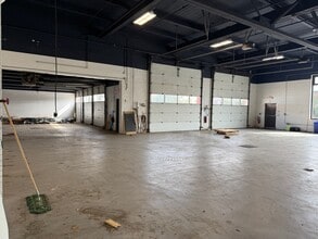 72 Shrewsbury St, Worcester, MA for lease Interior Photo- Image 2 of 3