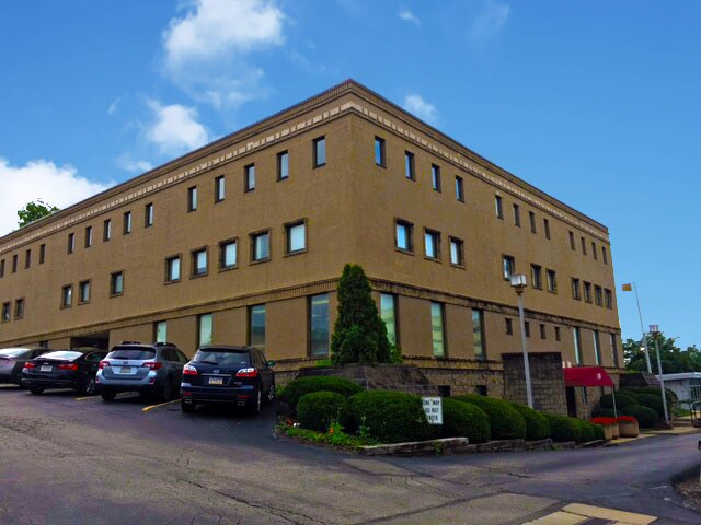 110 Fort Couch Rd, Pittsburgh, PA for sale Building Photo- Image 1 of 1