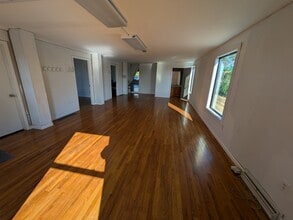 83 Dutilh Rd, Cranberry Twp, PA for lease Interior Photo- Image 2 of 4