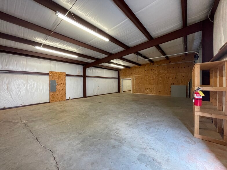500 26th St, Opelika, AL for lease - Building Photo - Image 3 of 6