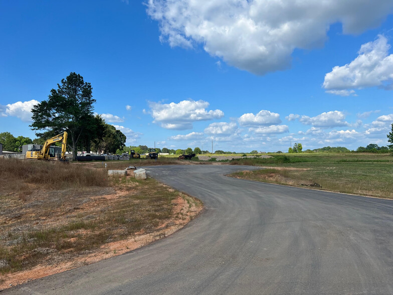 Lot 6 Commerce Drive Industrial Park park, Madison, GA for sale - Building Photo - Image 2 of 3