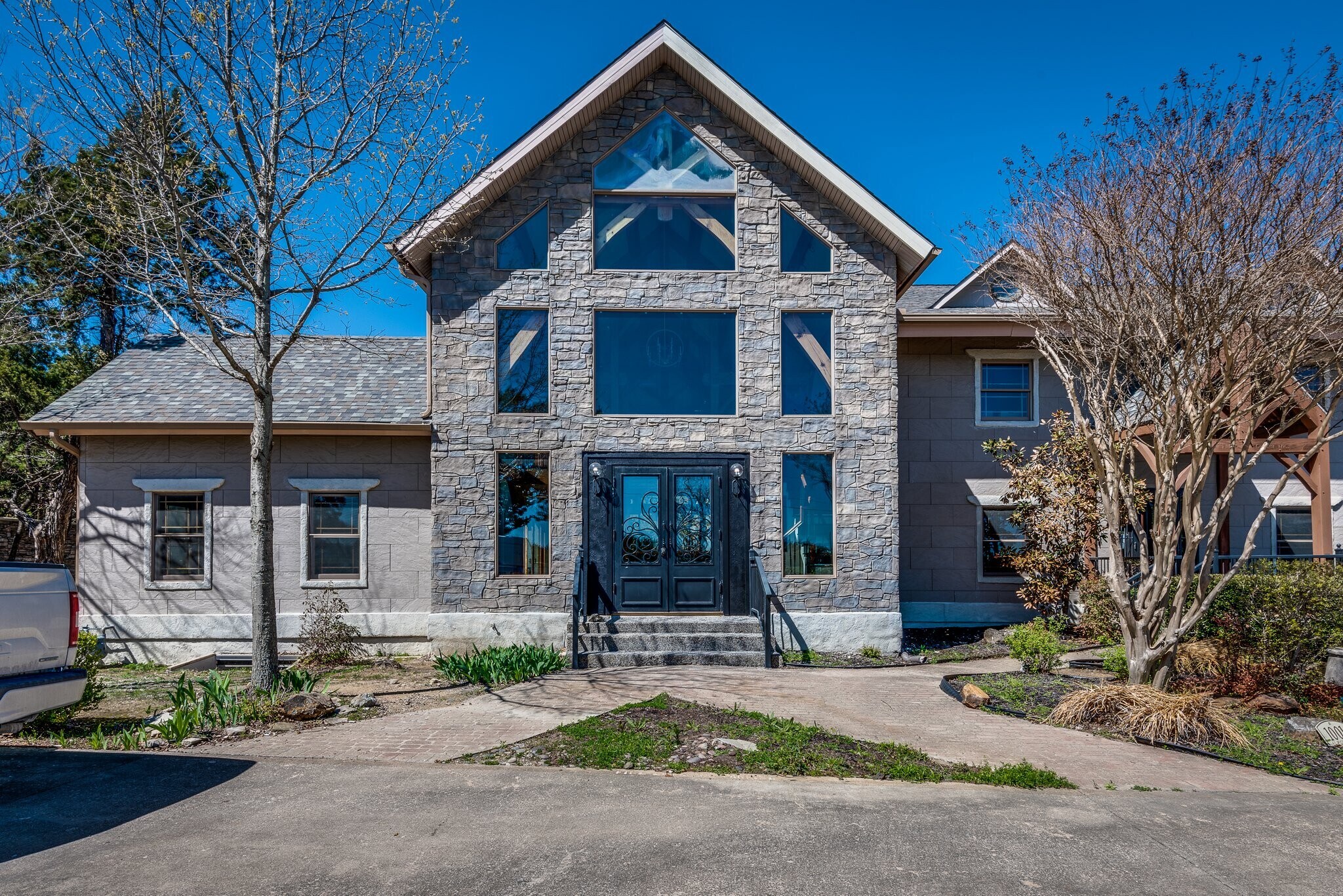 1001 S J Elmer Weaver Fwy, Cedar Hill, TX for sale Primary Photo- Image 1 of 1