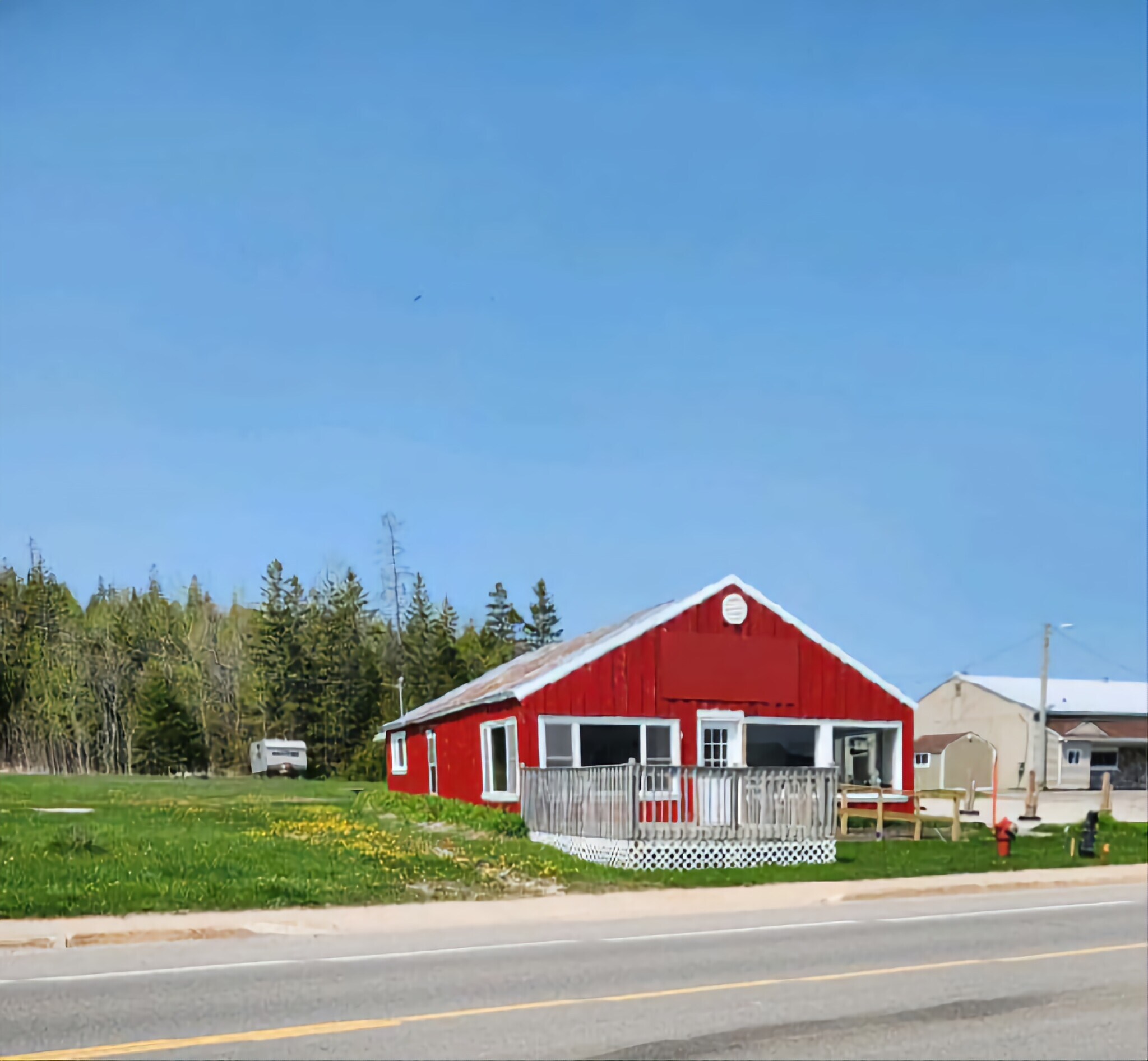 1106 N State St, Saint Ignace, MI for sale Primary Photo- Image 1 of 1