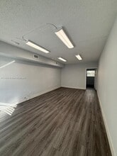 145 Madeira Ave, Coral Gables, FL for lease Interior Photo- Image 2 of 6