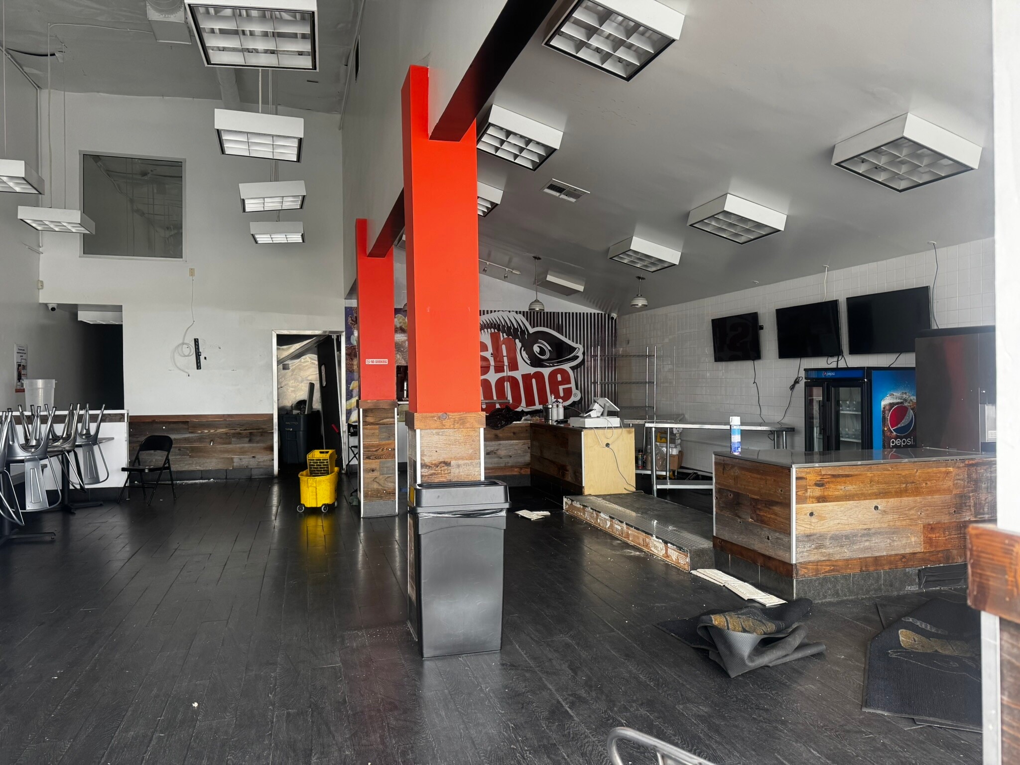 2620 Long Beach Blvd, Long Beach, CA for lease Interior Photo- Image 1 of 2