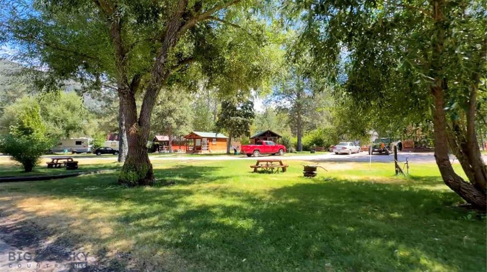 13505 Turah Rd, Missoula, MT for sale - Building Photo - Image 3 of 10