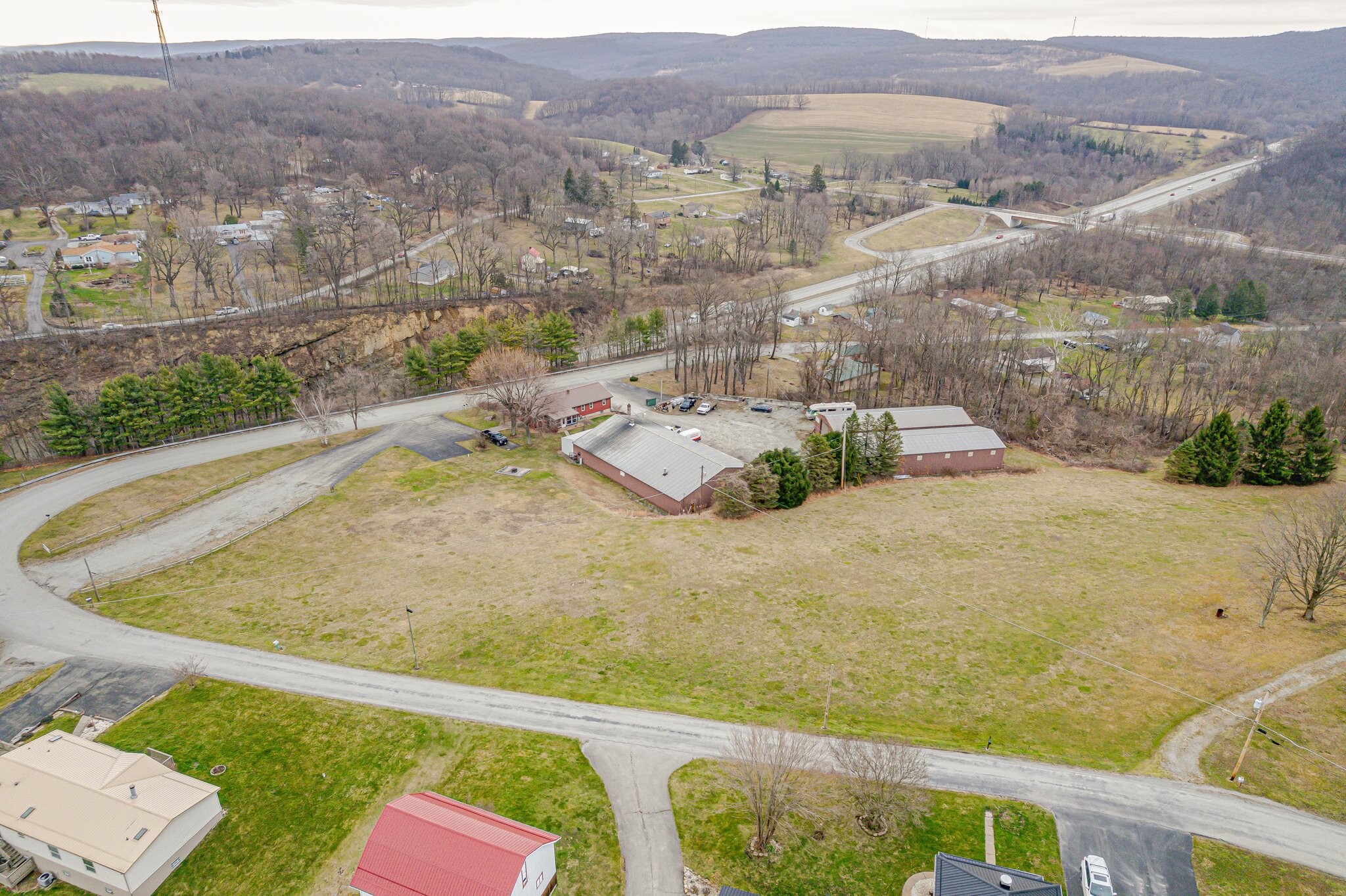 175 Mount Joy Rd, Mount Pleasant, PA for sale Primary Photo- Image 1 of 39