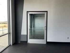 15102 Interstate 45, Conroe, TX for sale Interior Photo- Image 2 of 9