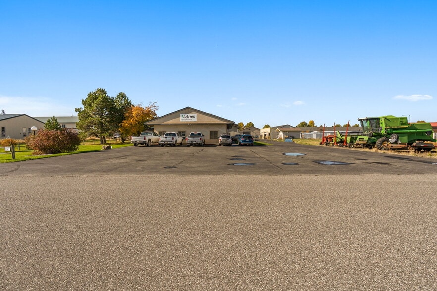 81 Timberline Dr, Bozeman, MT for lease - Building Photo - Image 2 of 22