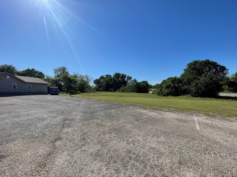 4251 Mitchell Blvd, Fort Worth, TX for sale - Building Photo - Image 1 of 4