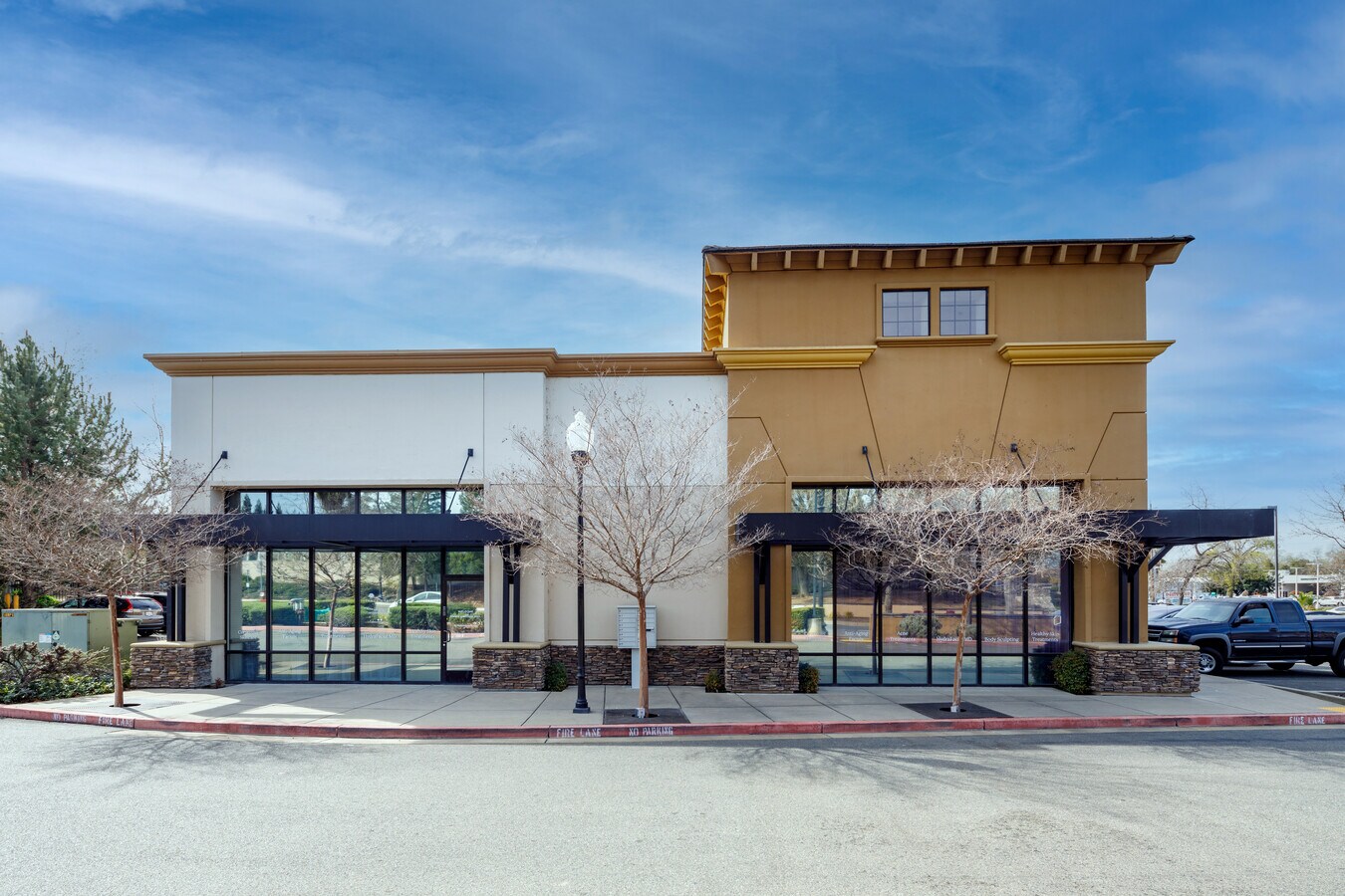 199 Blue Ravine Rd, Folsom, CA 95630