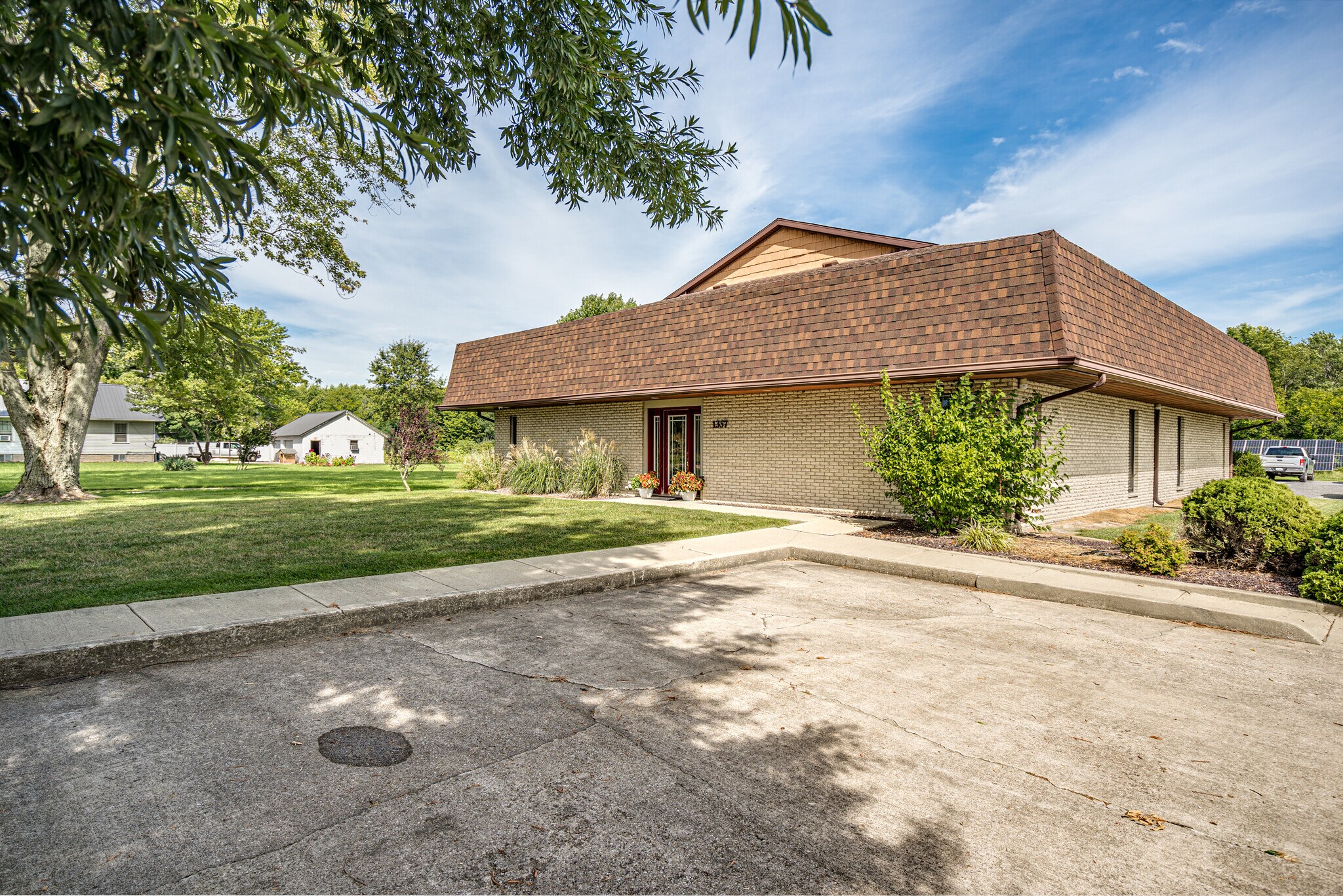 1357 E Union Ave, Litchfield, IL for sale Primary Photo- Image 1 of 1