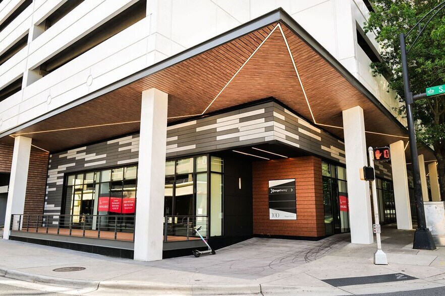 100 West Third St, Charlotte, NC for lease - Building Photo - Image 3 of 27