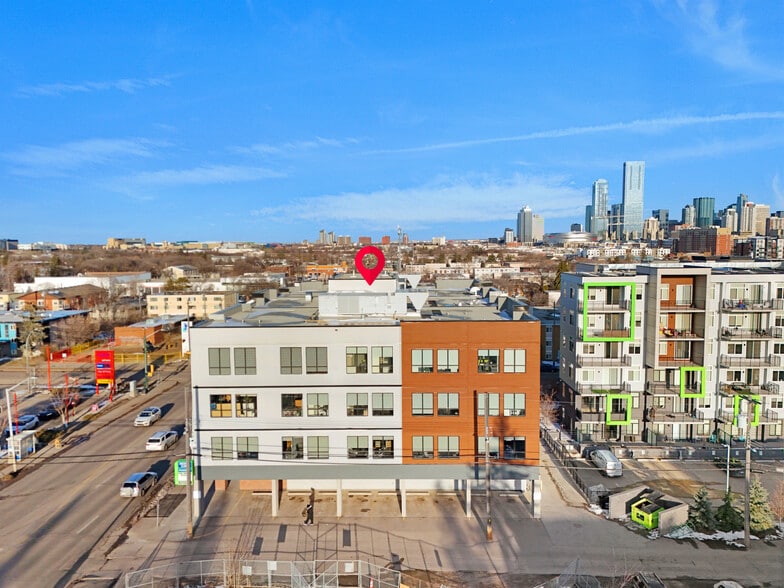 11611 107th Ave NW, Edmonton, AB for lease - Building Photo - Image 3 of 14