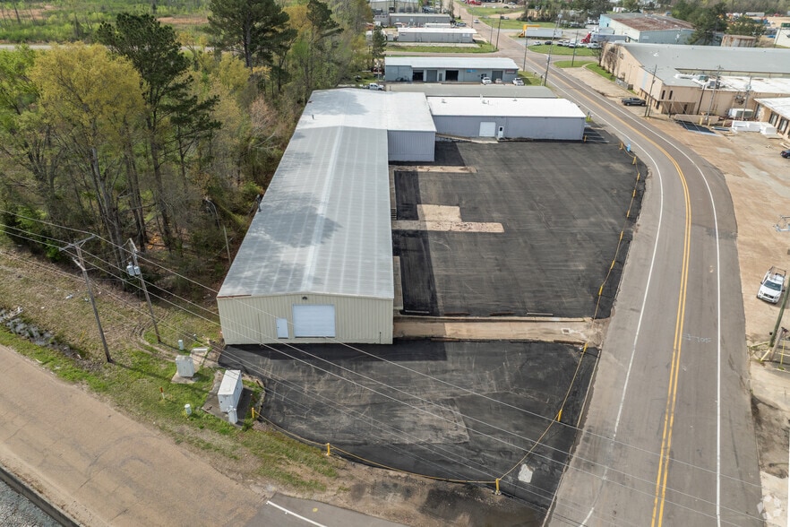1102-1108 Weems St, Jackson, MS for sale - Aerial - Image 3 of 19