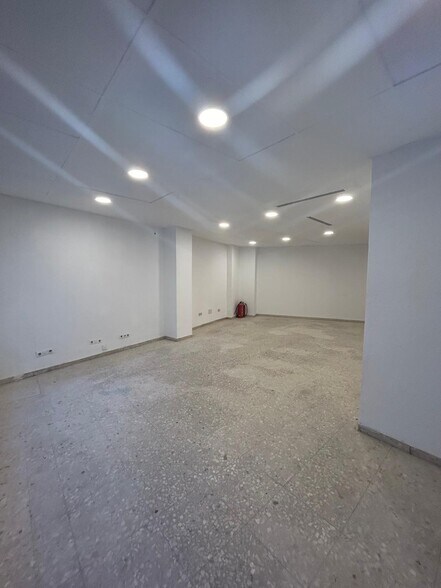 Retail in Córdoba, Córdoba for sale - Building Photo - Image 2 of 10