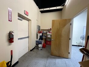 3702 US Hwy 83, Laredo, TX for lease Interior Photo- Image 2 of 8