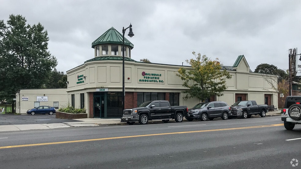 2020 Centre St, West Roxbury, MA for sale - Primary Photo - Image 1 of 1