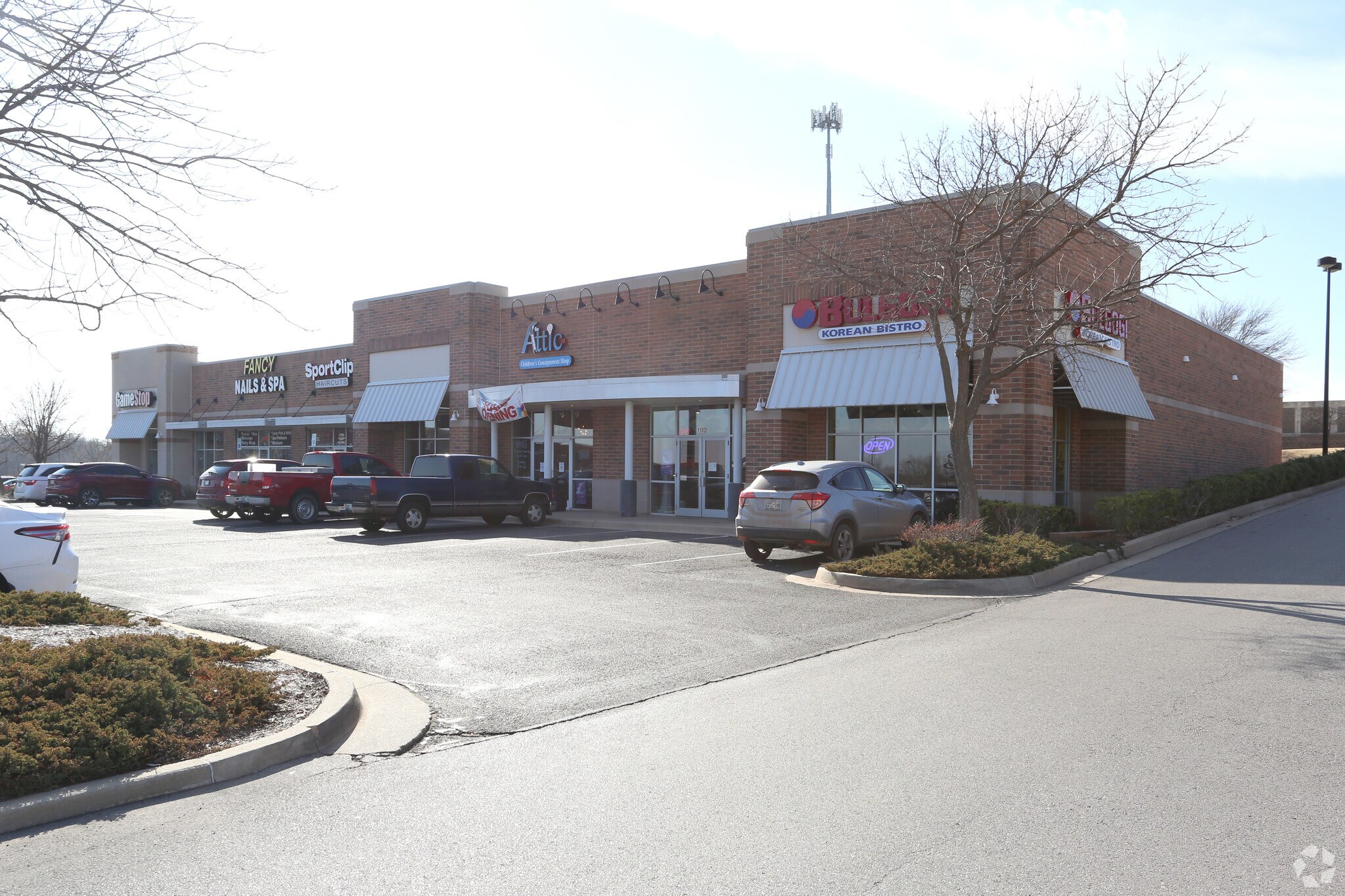 1110-1142 E 2nd St, Edmond, OK for sale Primary Photo- Image 1 of 1