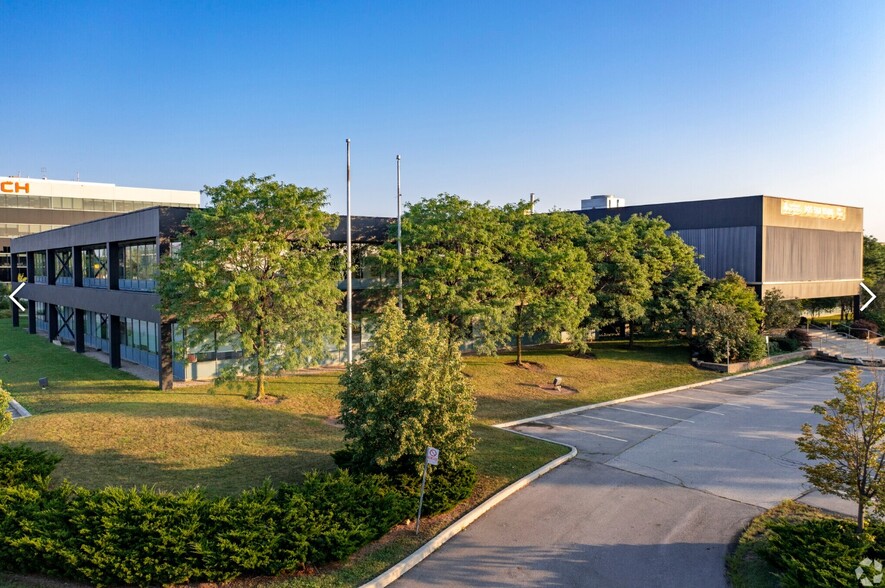 2599 Speakman Dr, Mississauga, ON for lease - Building Photo - Image 1 of 1