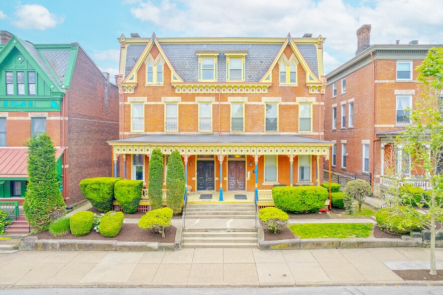 Faulsey Flats Apartments portfolio of 2 properties for sale on LoopNet.com - Building Photo - Image 2 of 48