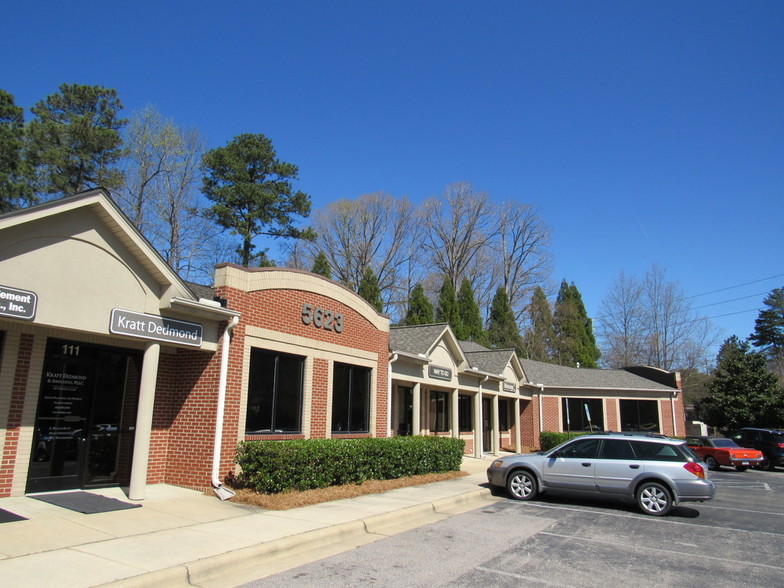 5623 Duraleigh Rd, Raleigh, NC for lease - Building Photo - Image 1 of 5