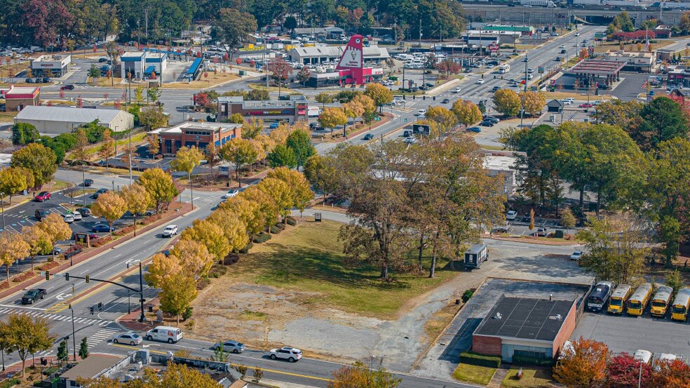 25 SE Dodd St, Marietta, GA for lease - Building Photo - Image 3 of 4