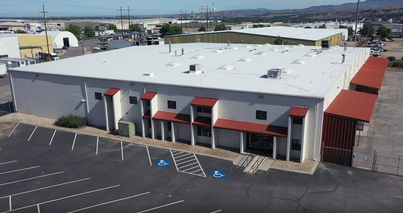 2000 E Yamhill Rd, Boise, ID for sale Building Photo- Image 1 of 1