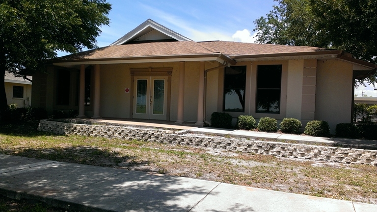 550 Airport Ave E, Venice, FL for lease - Building Photo - Image 1 of 3